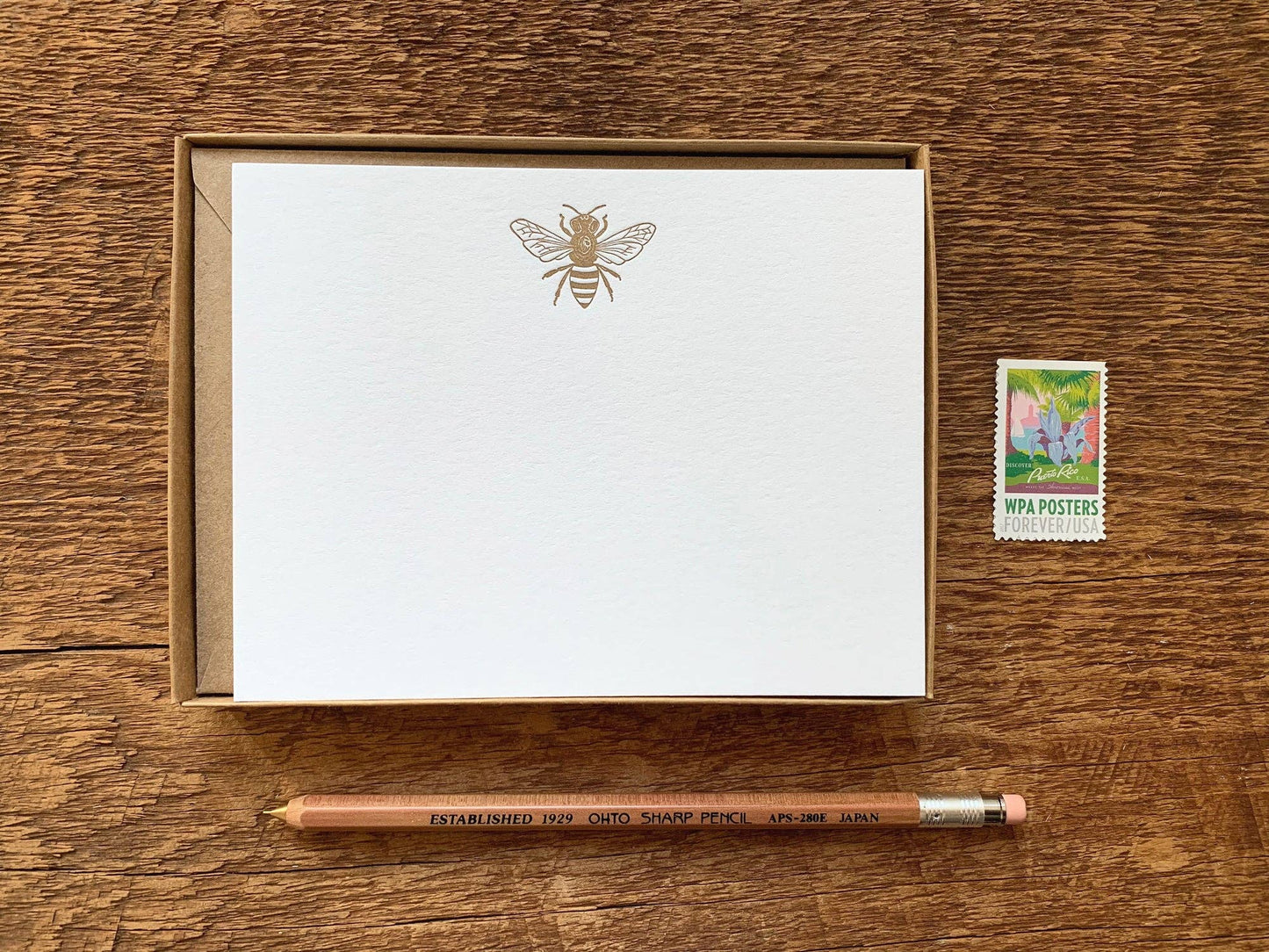 Noteworthy Paper & Press - Honey Bee Flat Notes (Boxed Set of 8)