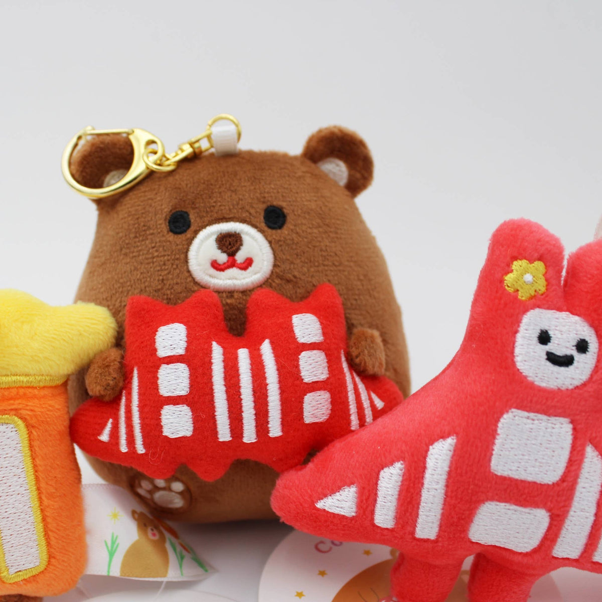 Tomoko Maruyama - Plush Mascot Keychains - CA Bear with Golden Gate Bridge