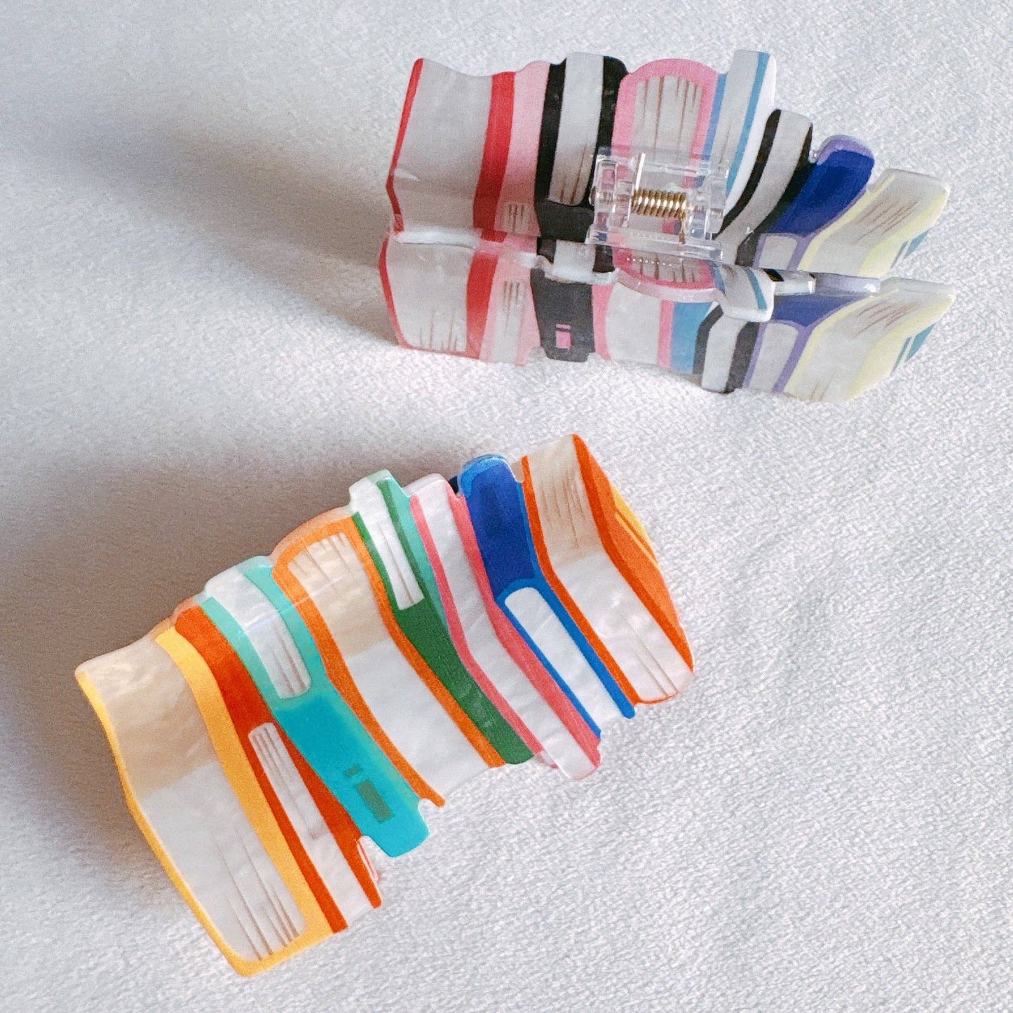Ellison+Young - Colorful Librarian Hair Claw: Orange