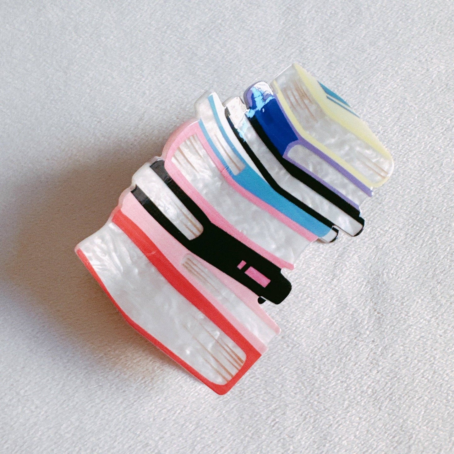 Ellison+Young - Colorful Librarian Hair Claw: Orange