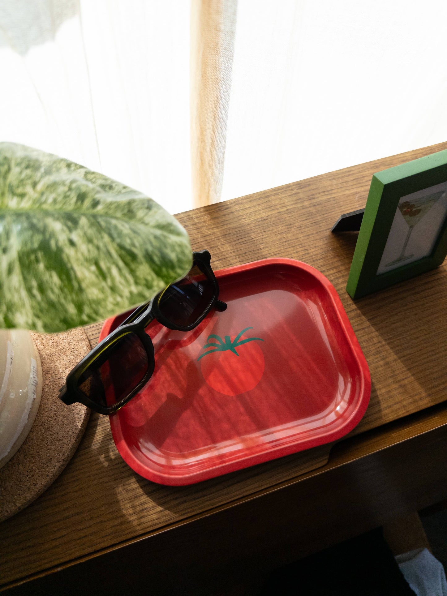 Mel Andrel - Tomato Catch-all Tray