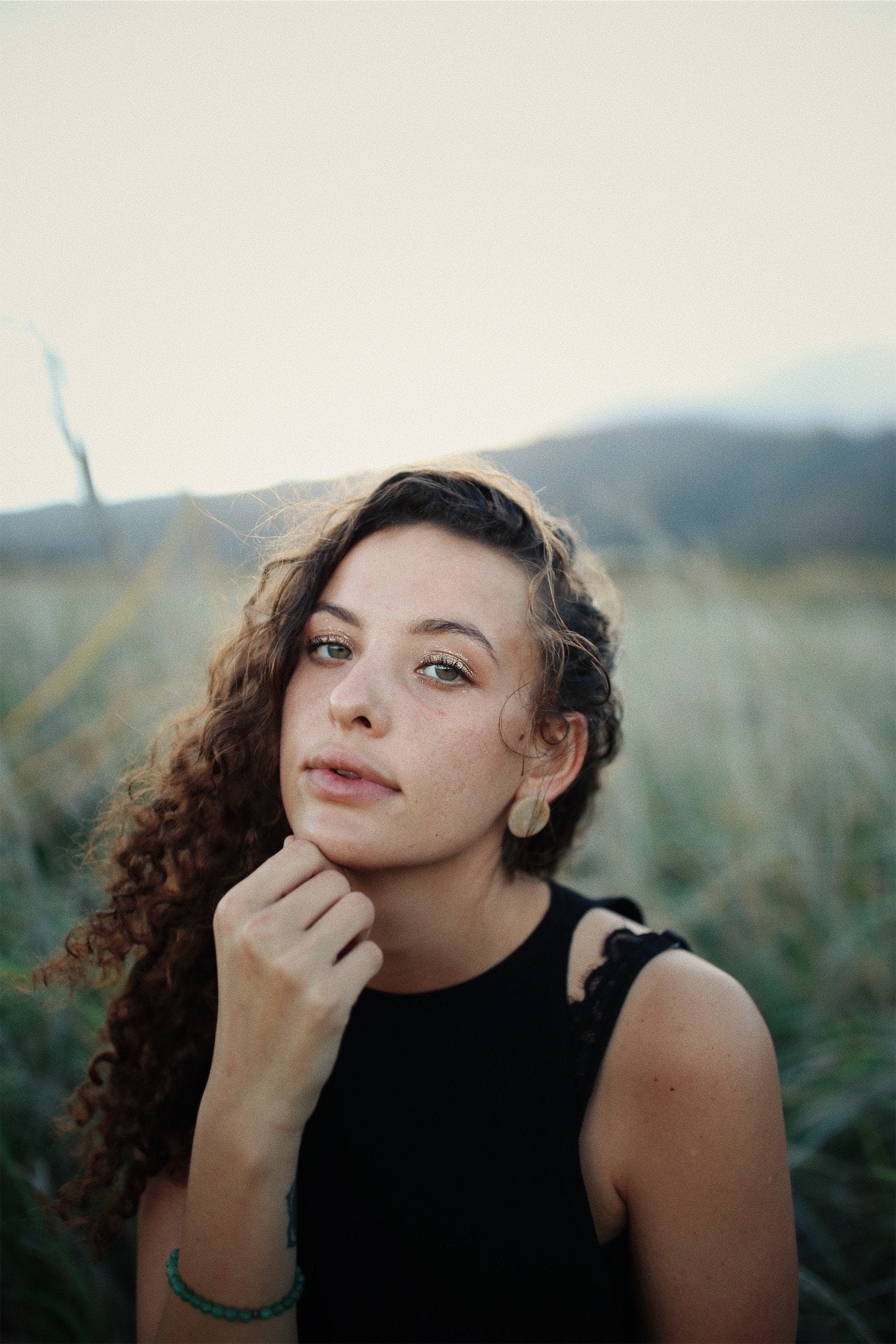 Hey Moon - Full Moon Studs Whitestorm