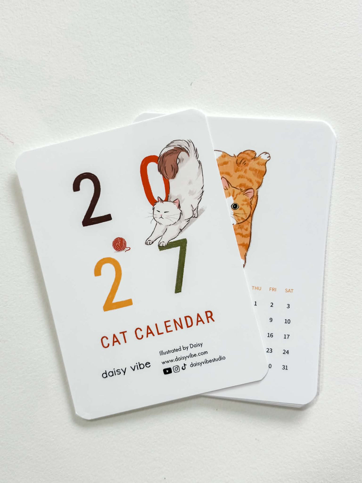 Daisy Vibe - Cat Calendar 2027