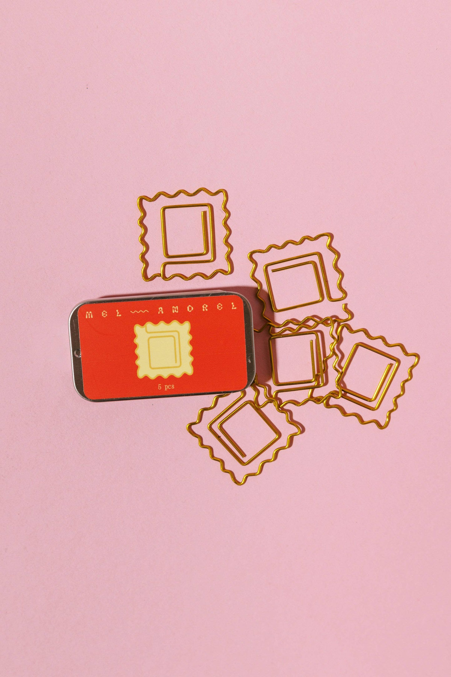 Mel Andrel - Pasta Paper Clip - Ravioli