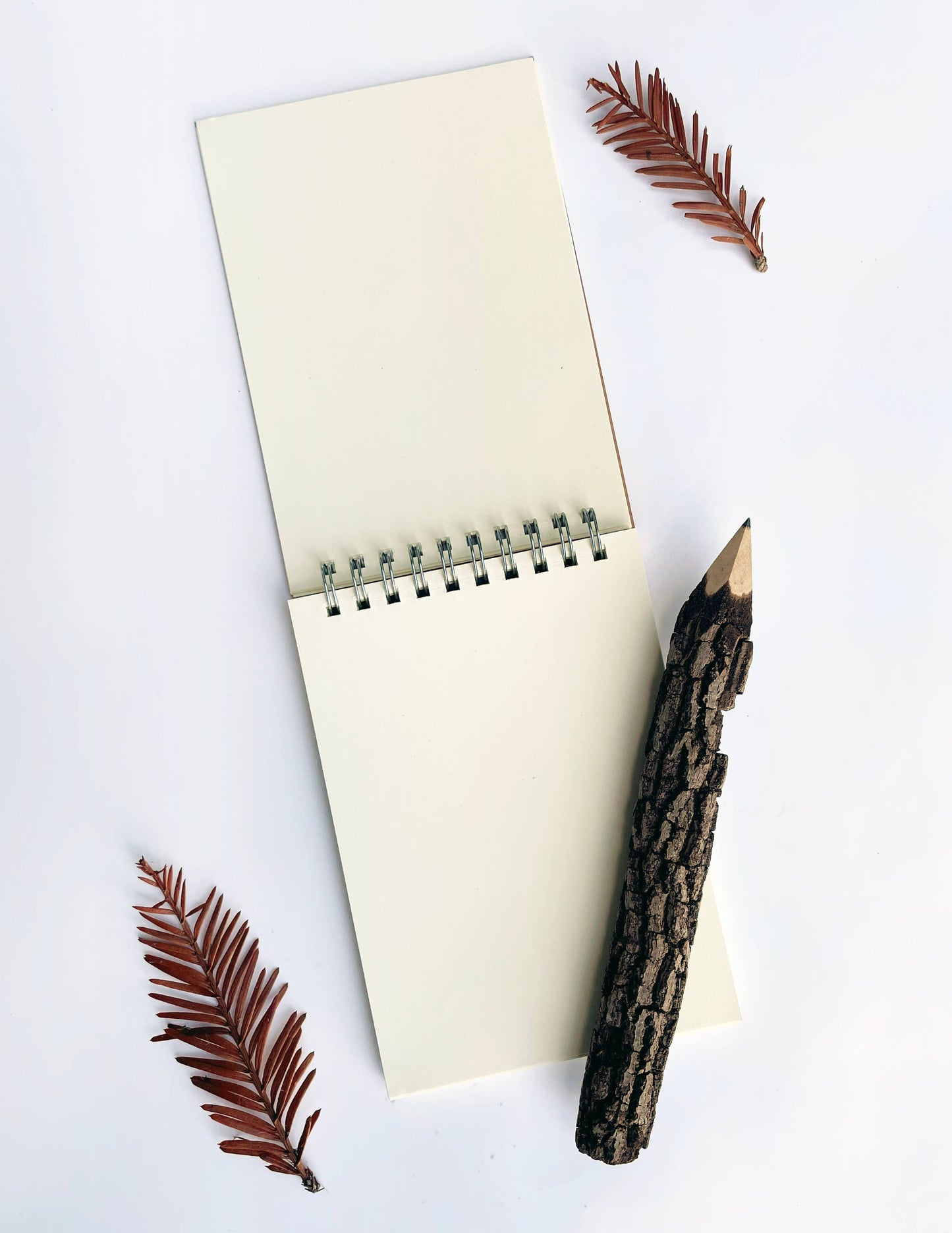 Studio Portmanteau - Medium Top Spiral Notebook: Kraft