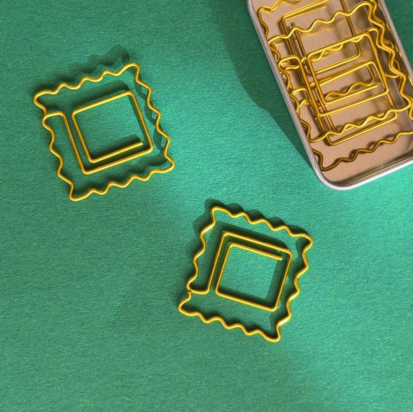 Mel Andrel - Pasta Paper Clip - Ravioli