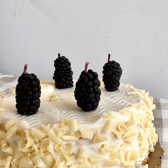 Happy Organics - Beeswax Blackberry Birthday Candles: 5