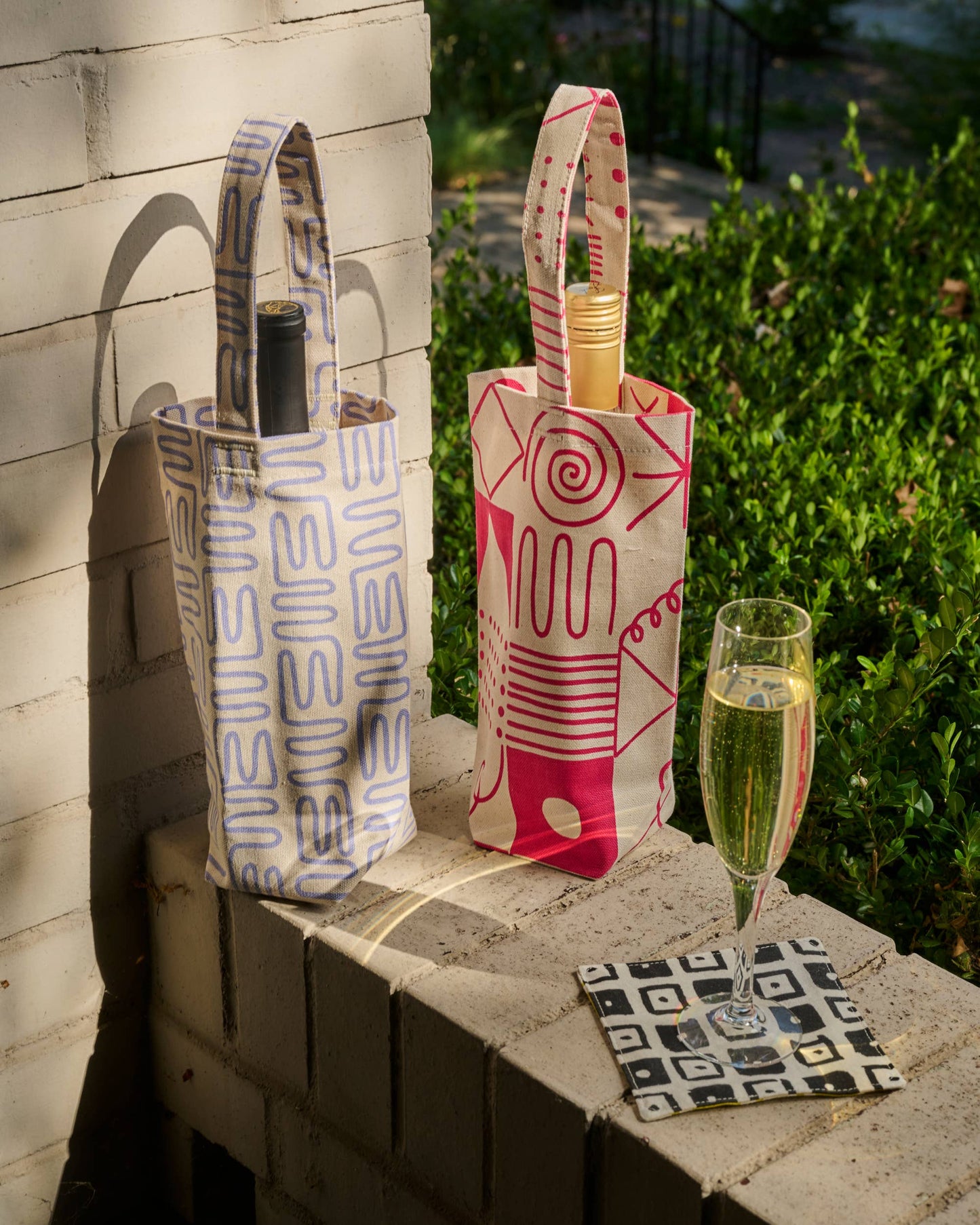 LCQKS - Hand-Sewn Cotton Canvas Wine Tote from St. Louis: Black (Dot Checker)