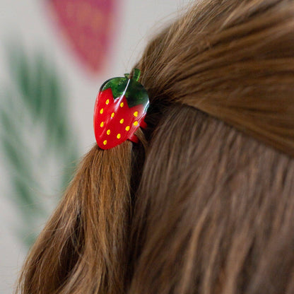 Jenny Lemons - Mini Strawberry Hair Claw