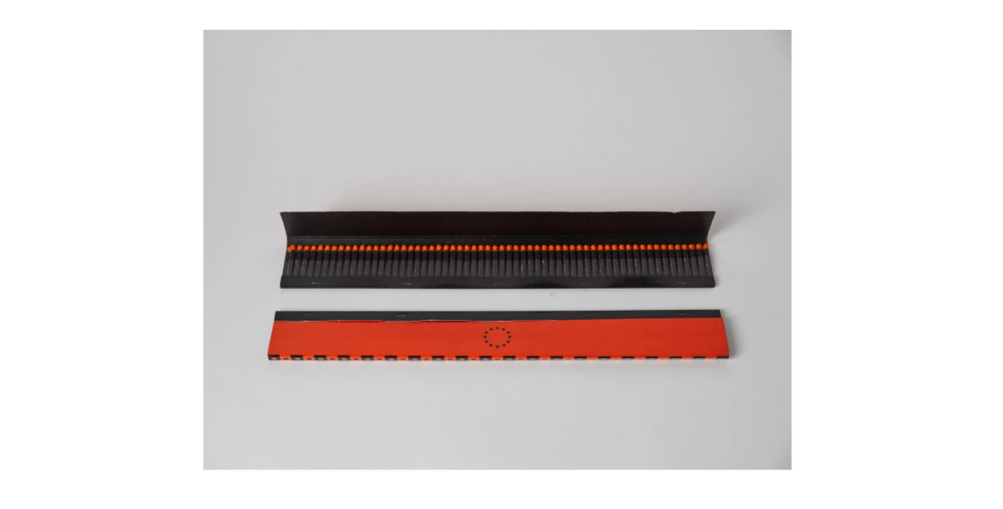 Fredericks and Mae - Matches Extra Long -  RED